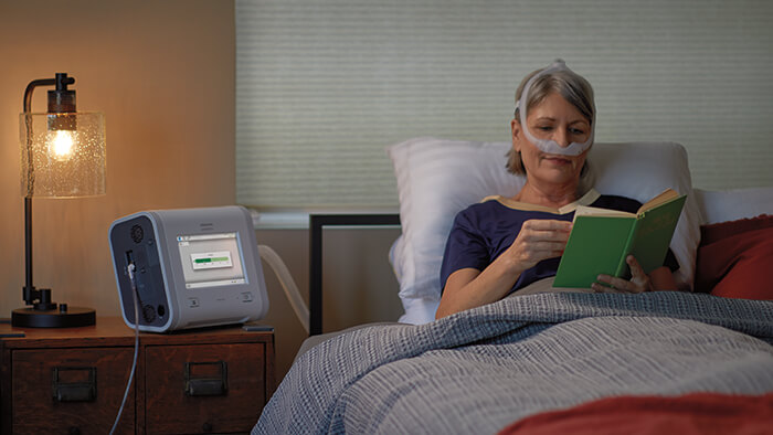 Respirator Trilogy Evo z&nbsp;maską podnosową