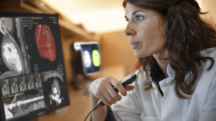 Zobacz r&oacute;żnicę między obrazowaniem serca a prawdziwym wglądem w badany organ