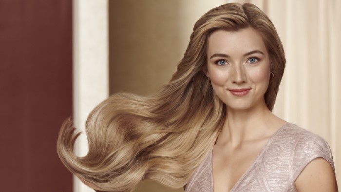 Co daje cieniowanie włos&oacute;w i dla kogo jest wskazane?