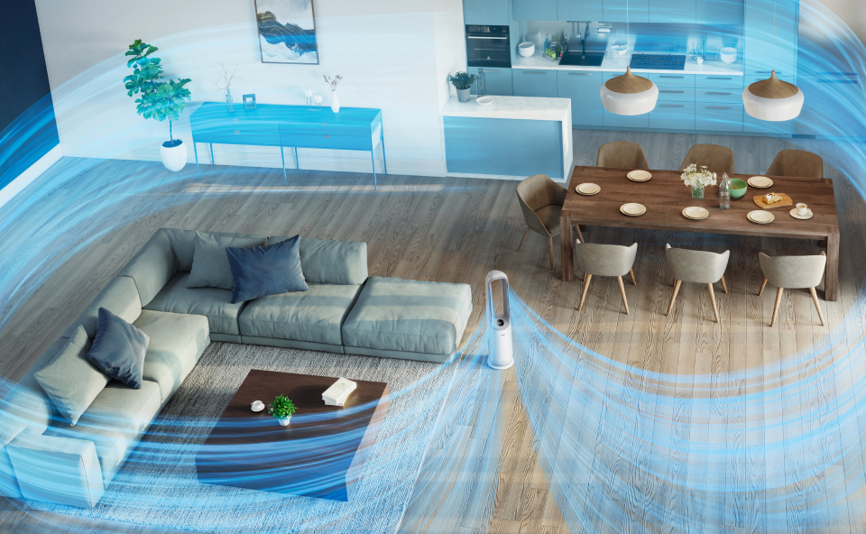 Oczyszczacz powietrza stoi w centrum salonu i oczyszcza powietrze.