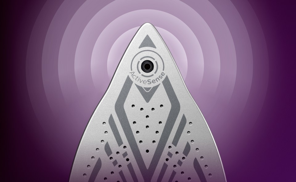 Technologia ActiveSense rozpoznaje tkaniny podczas prasowania.