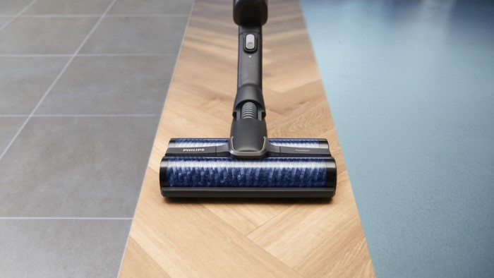 Odkurzacz myjący do jednoczesnego odkurzania i mycia podłogi - AquaTrio z funkcją aktywnego mopowania