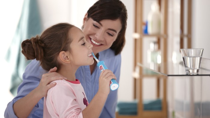 Jak zachęcić dziecko do mycia zęb&oacute;w?