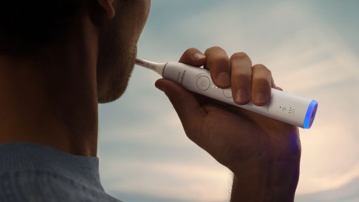 Skuteczne i bezpieczne doczyszczanie - czujnik nacisku w nowej serii szczoteczek Philips Sonicare