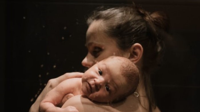 Pierwsza kąpiel noworodka