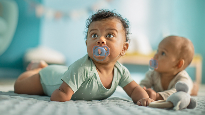 Pojemniki i etui na smoczek, czyli jak przechowywać smoczki?