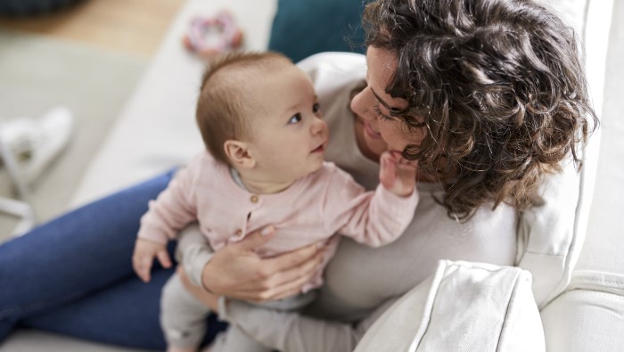 Kiedy dziecko zaczyna m&oacute;wić?