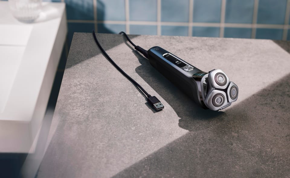 Golarka rotacyjna i9000 Prestige z technologią SkinIQ