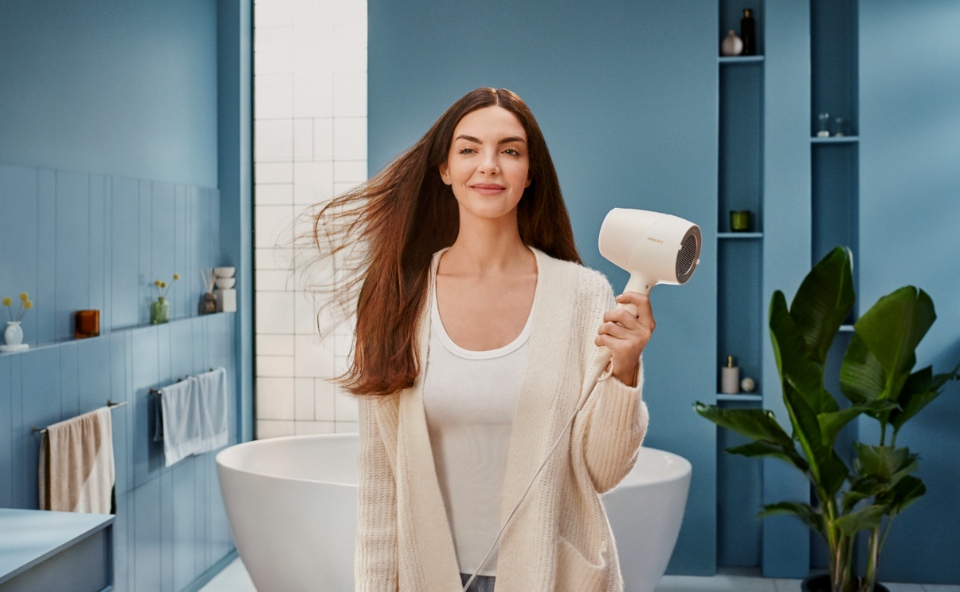 Jak zapobiec rozdwajaniu się włos&oacute;w podczas stylizacji?